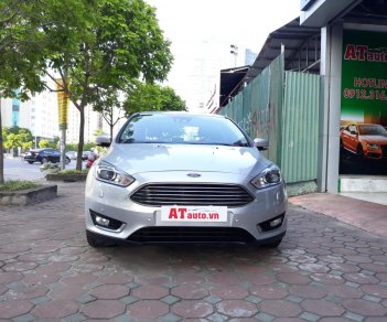 Ford Focus Titanium 2016 - Cần bán xe Ford Focus Titanium sản xuất 2016, màu bạc