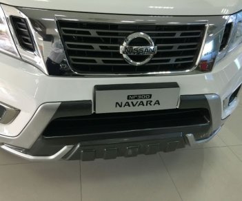 Nissan Navara VL Premium 2018 - Bán Nissan Navara VL Premium 2018, màu trắng, giao ngay, giá chính hãng, nhiều ưu đãi và phần quà hấp dẫn