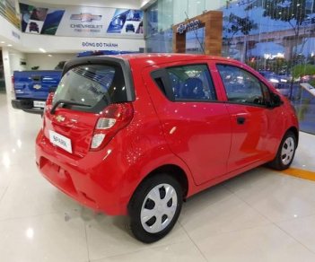 Chevrolet Spark   2018 - Bán Chevrolet Spark đời 2018, màu đỏ, giá chỉ 299 triệu