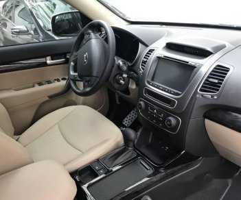 Kia Sorento   2017 - Cần bán Kia Sorento năm sản xuất 2017, màu trắng