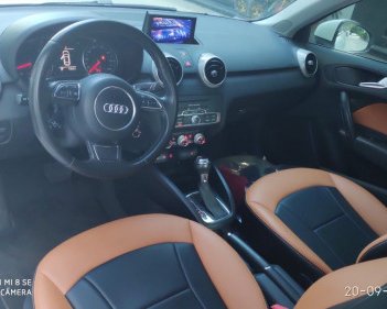 Audi A1   1.4 AT  2010 - Bán xe Audi A1 1.4 AT 2010, màu trắng, xe nhập