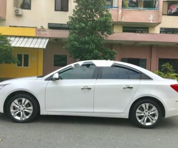 Chevrolet Cruze   LTZ  2015 - Cần bán Chevrolet Cruze LTZ đời 2015, màu trắng xe gia đình giá cạnh tranh