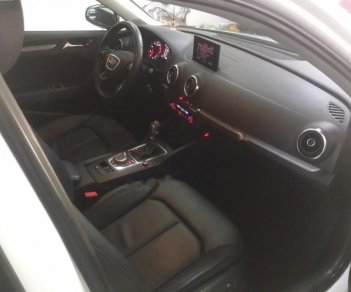 Audi A3 1.8 AT 2014 - Bán Audi A3 1.8 AT đời 2014, màu trắng, xe nhập chính chủ
