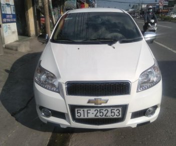 Chevrolet Aveo MT 2015 - Bán xe Chevrolet Aveo MT năm sản xuất 2015, màu trắng 