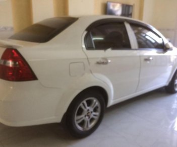 Chevrolet Aveo LTZ 1.5 AT 2015 - Cần bán Chevrolet Aveo LTZ 1.5 AT năm 2015, màu trắng xe gia đình