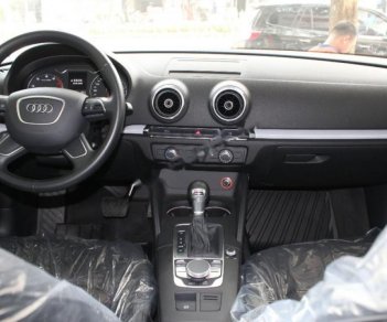 Audi A3 1.8 AT 2016 - Bán xe Audi A3 1.8 AT 2016, màu đen, xe nhập