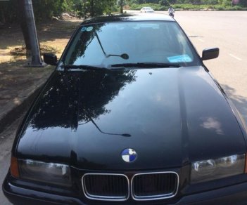 BMW 3 Series 320i 1996 - Cần bán xe BMW 3 Series 320i đời 1996, màu đen, nhập khẩu nguyên chiếc số sàn