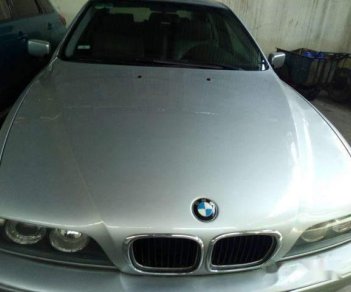 BMW 5 Series 525i 2002 - Cần bán xe BMW 5 Series 525i năm 2002, màu bạc, giá tốt