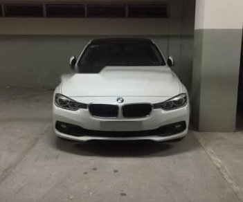 BMW 3 Series  320i  2015 - Cần bán BMW 3 Series 320i đời 2015, màu trắng chính chủ