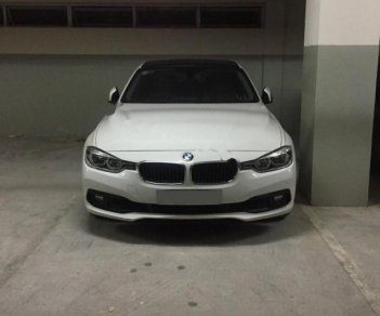 BMW 3 Series 320i 2015 - Cần bán lại xe BMW 3 Series 320i sản xuất 2015 