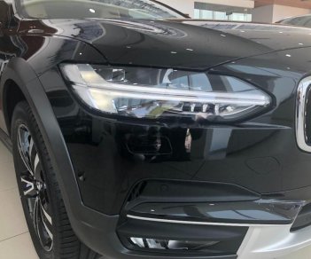 Volvo V90 Cross County T6 AWD 2018 - Bán Volvo V90 Cross County T6 AWD sản xuất năm 2018, màu đen sang trọng đẳng cấp