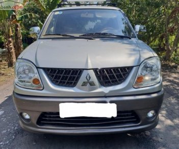 Mitsubishi Jolie 2.0 MPI 2004 - Cần bán gấp Mitsubishi Jolie 2.0 MPI năm 2004, màu bạc, xe gia đình tên tư nhân, bánh gầm