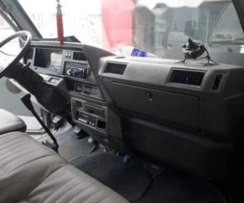 Nissan Urvan   1994 - Cần bán xe Nissan Urvan sản xuất năm 1994, màu bạc