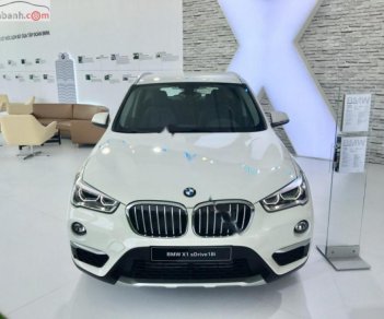 BMW X1 sDriver18i 2018 - Cần bán xe BMW X1 sDriver18i năm sản xuất 2018, màu trắng, xe nhập