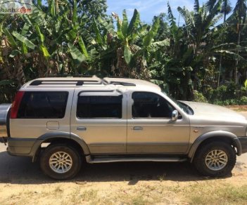 Ford Everest 2.5L 4x2 MT 2006 - Bán Ford Everest 2.5L 4x2 MT đời 2006, màu bạc chính chủ