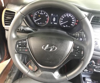 Hyundai i20 Active 2017 - Bán Hyundai i20 Active 2017, màu nâu, nhập khẩu, giá bán 578tr, còn thương lượng cho AE thiện chí đến xem xe