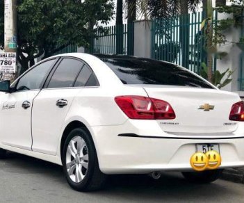 Chevrolet Cruze   1.8LTZ  2015 - Bán Chevrolet Cruze 1.8LTZ năm sản xuất 2015, màu trắng xe gia đình giá cạnh tranh