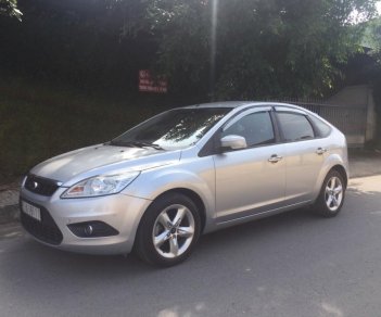 Ford Focus 1.8L 2011 - Bán Focus 2011 xe chính hãng Ford kiểm tra, bán và bảo hành