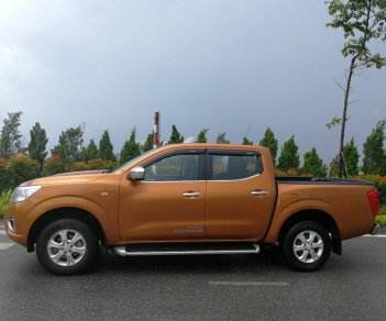 Nissan Navara E 2016 - Gia đình bán Nissan Navara E 2016, màu cam, nhập khẩu, mới 99%