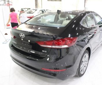 Hyundai Elantra 2.0 AT 2018 - Bán Hyundai Elantra 2.0 AT năm sản xuất 2018, màu đen giá cạnh tranh