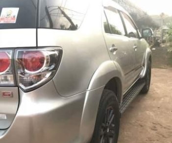 Toyota Fortuner 2014 - Bán xe Toyota Fortuner đời 2014, màu bạc, 820 triệu