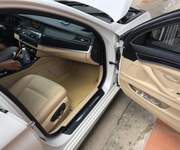 BMW 5 Series 520i 2016 - Gia đình cần bán Bmw 520i, SX 2016, số tự động, màu trắng tinh cực đẹp