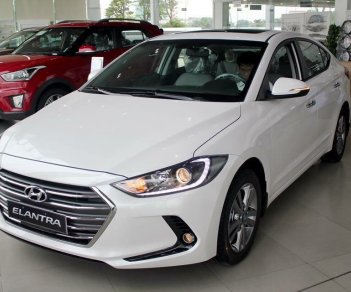 Hyundai Elantra 1.6 AT 2018 - Hyundai Tây Ninh, bán Hyundai Elantra 1.6 AT sản xuất năm 2018, màu trắng