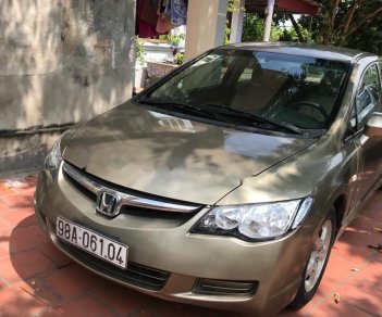 Honda Civic 1.8 MT 2008 - Cần bán gấp Honda Civic 1.8 MT đời 2008, màu vàng xe gia đình, giá tốt