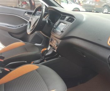 Hyundai i20 Active 2017 - [Tiến Mạnh Auto] Cần bán Hyundai i20 Active sản xuất 2017, màu trắng, xe nhập, hỗ trợ trả góp