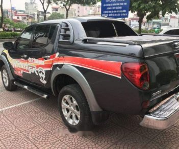 Mitsubishi Triton 2013 - Cần bán Mitsubishi Triton sản xuất 2013, màu đen, nhập khẩu Thái số tự động, giá tốt