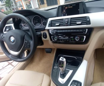 BMW 3 Series 320i 2017 - Bên em đang bán BMW 320i