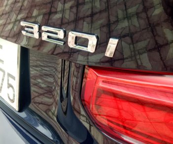 BMW 3 Series 320i 2017 - Bên em đang bán BMW 320i