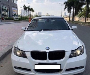 BMW 3 Series 320i 2008 - Bán BMW 3 Series 320i đời 2008, màu trắng, nhập khẩu ít sử dụng