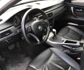 BMW 3 Series 320i 2008 - Bán BMW 3 Series 320i đời 2008, màu trắng, nhập khẩu ít sử dụng