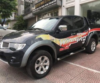 Mitsubishi Triton 2013 - Cần bán Mitsubishi Triton sản xuất 2013, màu đen, nhập khẩu Thái số tự động, giá tốt