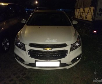 Chevrolet Cruze LT 1.6MT 2017 - Ngân hàng bán đấu giá xe Chevrolet Cruze LT 1.6MT đời 2017, màu trắng