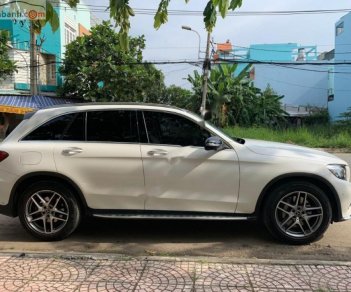 Mercedes-Benz GLC-Class GLC 300 4Matic 2017 - Cần bán xe cũ Mercedes GLC 300 4Matic đời 2017, màu trắng