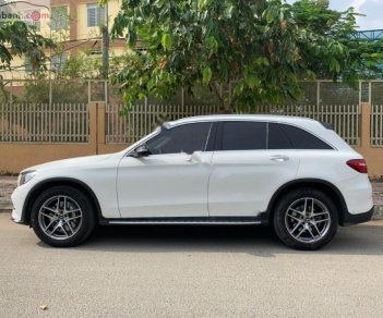 Mercedes-Benz GLC-Class GLC 300 4Matic 2017 - Cần bán xe cũ Mercedes GLC 300 4Matic đời 2017, màu trắng