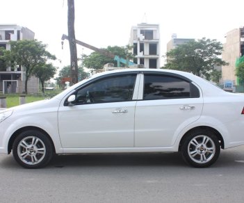 Chevrolet Aveo LTZ 1.5 AT 2014 - Cần tiền bán Aveo 2014 Ltz đk 2015, số tự động, màu trắng tinh cực đẹp