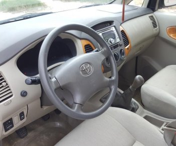 Toyota Innova G 2010 - Cần bán xe Toyota Innona G 2010, xe còn rất đẹp