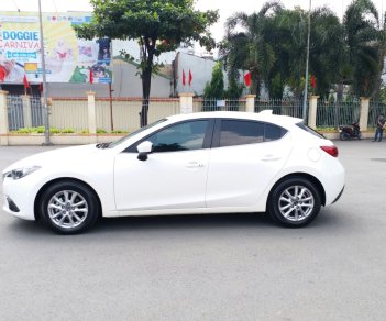 Mazda 3 2016 - Cần bán Mazda 3 đời 2016, màu trắng