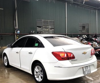 Chevrolet Cruze 1.6MT 2016 - Bán ô tô Chevrolet Cruze 1.6MT năm sản xuất 2016, màu trắng, giá tốt