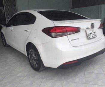 Kia Cerato  MT 2016 - Bán Kia Cerato 2016 số sàn, xe chạy ít 1 chủ mua từ mới, xe nguyên bản 100%