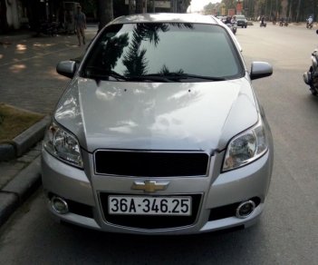 Chevrolet Aveo LT 1.5 MT 2015 - Cần bán gấp Chevrolet Aveo LT 1.5 MT năm 2015, màu bạc