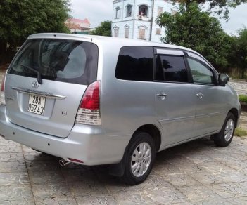 Toyota Innova G 2018 - Bán ô tô Toyota Innova G sản xuất 2010, màu bạc