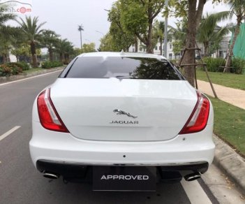 Jaguar XJ series L 3.0 Portfolio 2016 - Bán xe Jaguar XJ Series L 3.0 Portfolio sản xuất năm 2016, màu trắng 