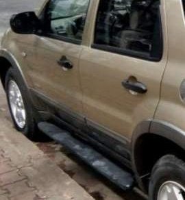 Ford Escape  AT 2002 - Cần bán Ford Escape 2002, màu vàng cát, biển đẹp 4 số, chính chủ