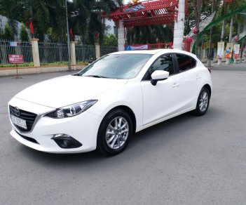 Mazda 3 2016 - Cần bán Mazda 3 đời 2016, màu trắng