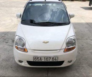 Chevrolet Spark 2010 - Bán Chevrolet Spark đời 2010, màu trắng, xe nhà chỉ chạy đưa rước con đi học mới có 80 ngàn