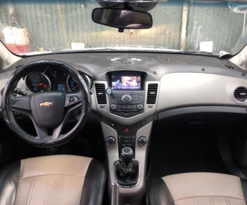 Chevrolet Cruze 1.6MT 2016 - Bán ô tô Chevrolet Cruze 1.6MT năm sản xuất 2016, màu trắng, giá tốt